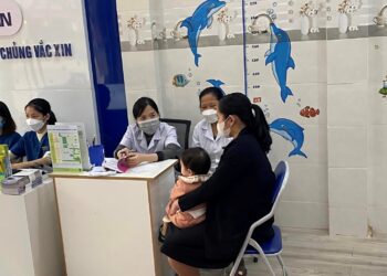 Cúm B: Nguyên nhân, triệu chứng và cách phòng ngừa