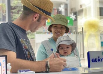 Bệnh bạch hầu: Biến chứng đáng sợ và tầm quan trọng của việc tiêm phòng